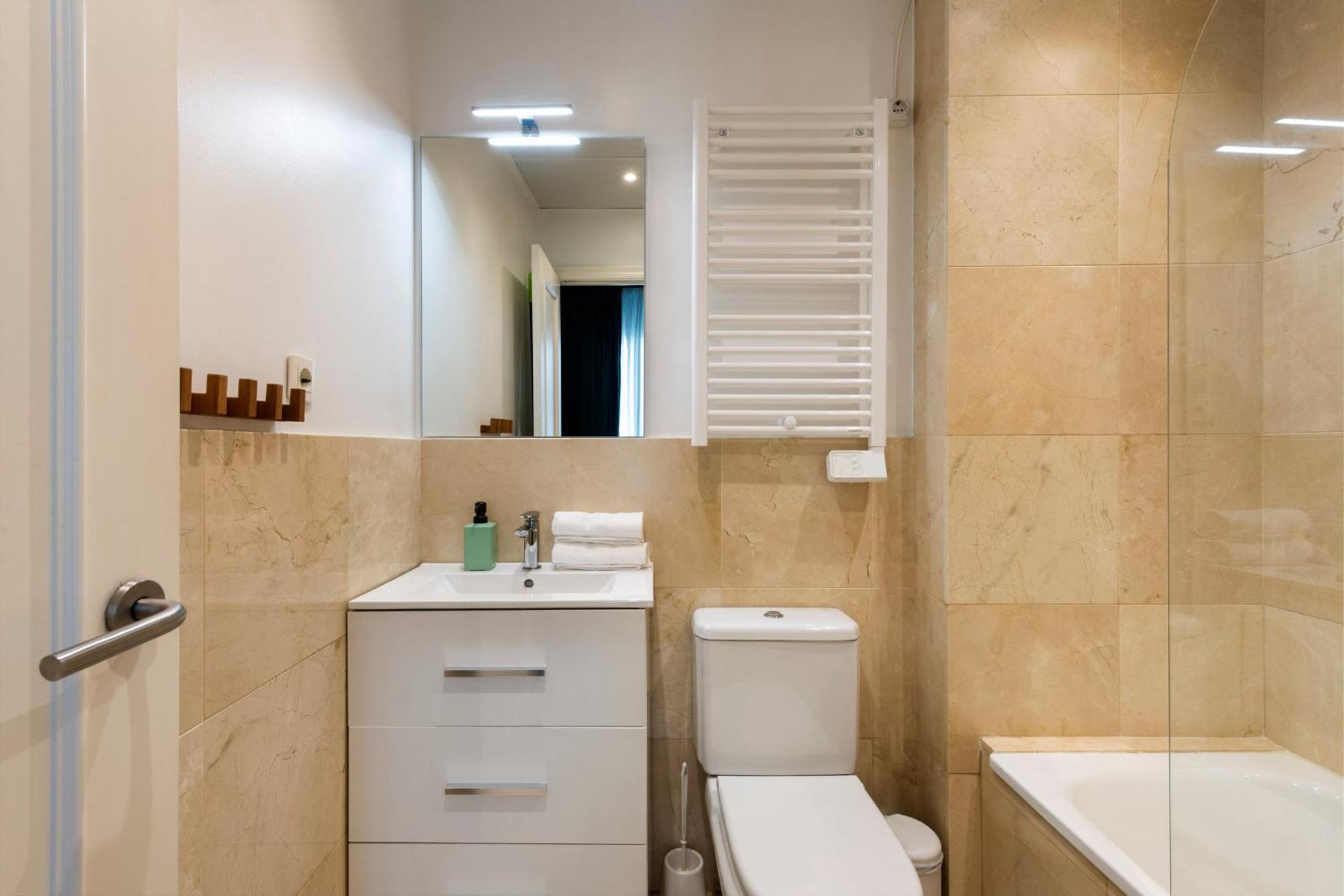 Apartament Misterhost Santiago Centrico Y Acogedor Con Piscina - Casco Historico Sewilla Zewnętrze zdjęcie