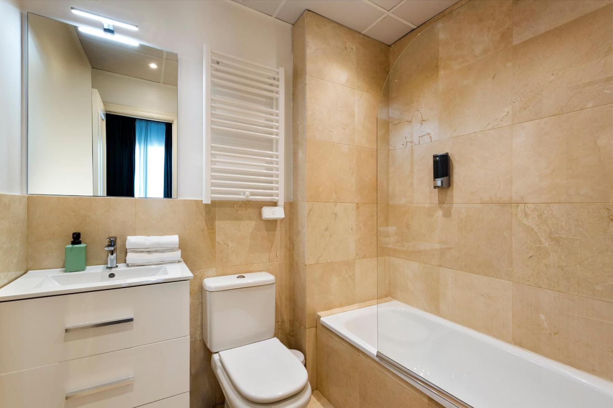 Apartament Misterhost Santiago Centrico Y Acogedor Con Piscina - Casco Historico Sewilla Zewnętrze zdjęcie